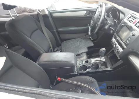 2015 Subaru Legacy 2.5I Premium z USA, uszkodzony, nr VIN 4S3BNAF64F3029598